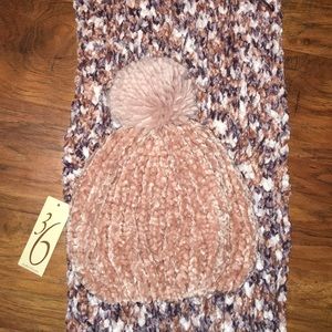 Chanell scarf & beanie